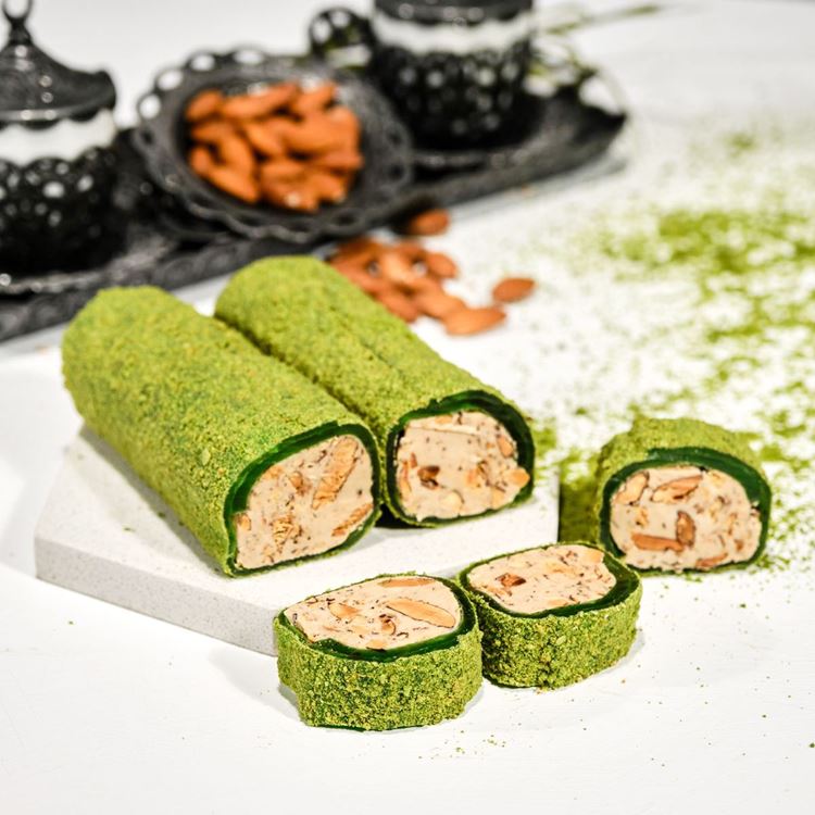 Kivili Badem Kremalı Sarma