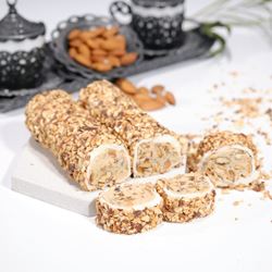 Özel Badem Kremalı Sarma