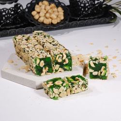Twist Roll with Sliced Hazelnuts, Apple, and Hazelnut Cream